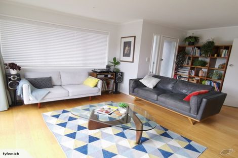 Photo of property in 25b Lidcombe Place, Avondale, Auckland, 1026