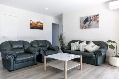 Photo of property in 72 Harakeke Drive, Wharewaka, Taupo, 3330