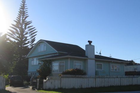 Photo of property in 54 Tasman Road, Otaki Beach, Otaki, 5512