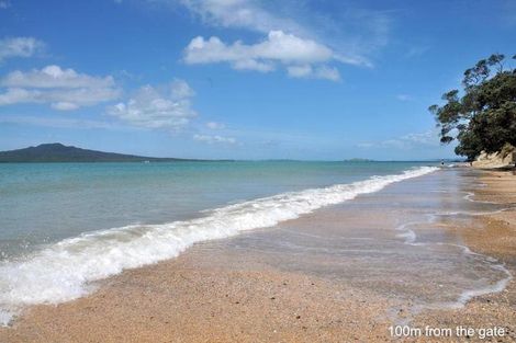 Photo of property in 20 Seabreeze Road, Narrow Neck, Auckland, 0624