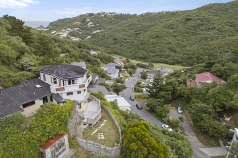 Photo of property in 98 View Road, Houghton Bay, Wellington, 6023