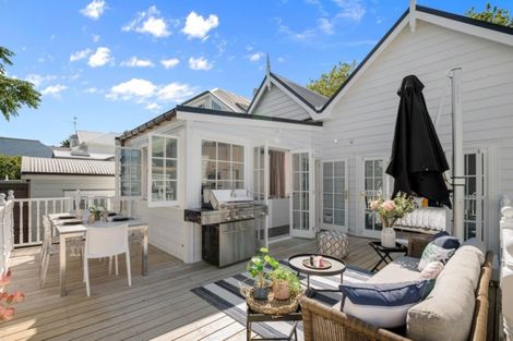Photo of property in 13 Franklin Road, Freemans Bay, Auckland, 1011