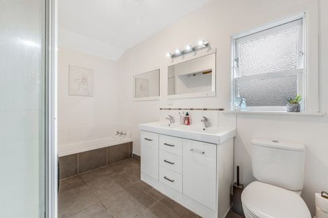 Photo of property in 1/133 Moore Street, Howick, Auckland, 2014