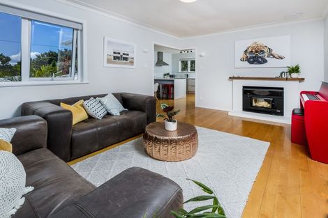 Photo of property in 15 Moore Street, Hillcrest, Auckland, 0627