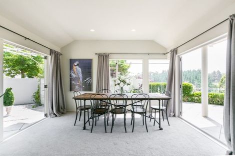 Photo of property in 47 Hikanui Drive, Havelock North, 4130