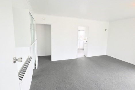 Photo of property in 1/6 Hart Road, Hauraki, Auckland, 0622