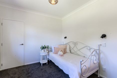 Photo of property in 53 Karu Crescent, Waikanae, 5036