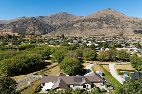 Photo of property in 8 Crawford Place, Lake Hayes, Queenstown, 9304