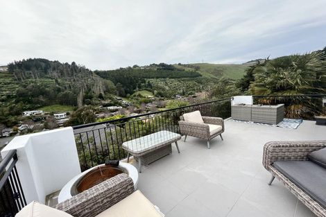 Photo of property in 10a Dalefield Drive, Cashmere, Christchurch, 8022