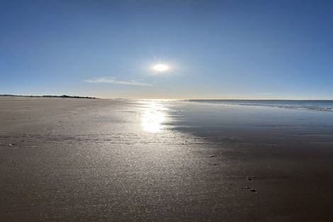 Photo of property in 153 Karewa Parade, Papamoa Beach, Papamoa, 3118