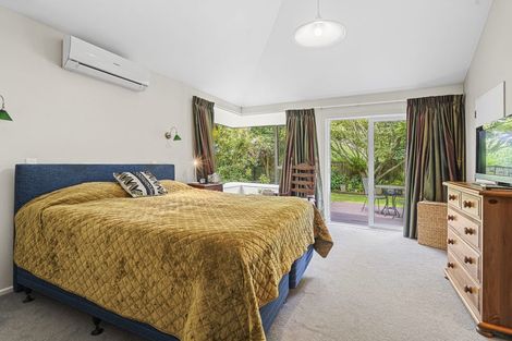 Photo of property in 6a Spencer Place, Merrilands, New Plymouth, 4312
