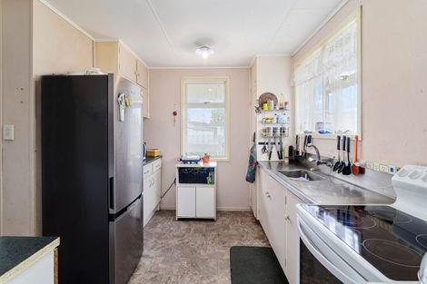 Photo of property in 28 Tania Crescent, Western Heights, Rotorua, 3015