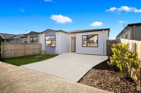 Photo of property in 13a Tuuhura Road, Pukekohe, 2120