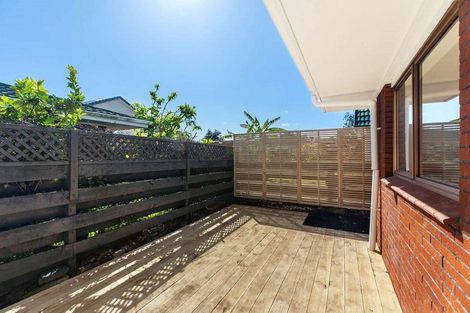 Photo of property in 3/10 Browns Road, Manurewa, Auckland, 2102