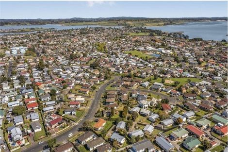 Photo of property in 1/38 Maplesden Drive, Clendon Park, Auckland, 2103