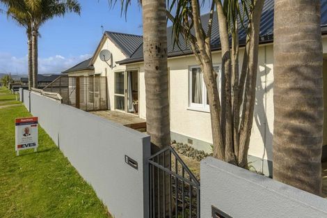 Photo of property in 2/164 Fifteenth Avenue, Tauranga South, Tauranga, 3112
