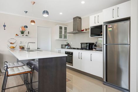 Photo of property in 14 Montego Place, Grenada Village, Wellington, 6037