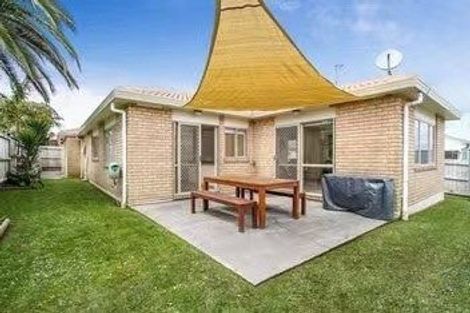 Photo of property in 17 Jelicich Court, Henderson, Auckland, 0612