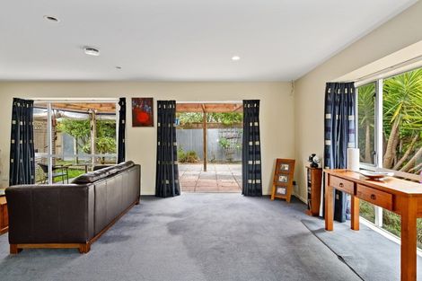 Photo of property in 35a Holland Street, Avonside, Christchurch, 8061