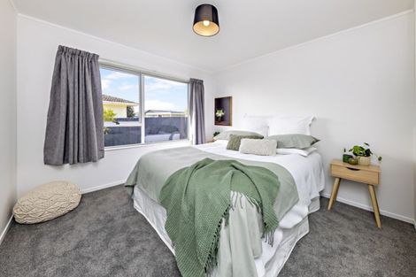 Photo of property in 36 Cranmere Crescent, Mangere East, Auckland, 2024