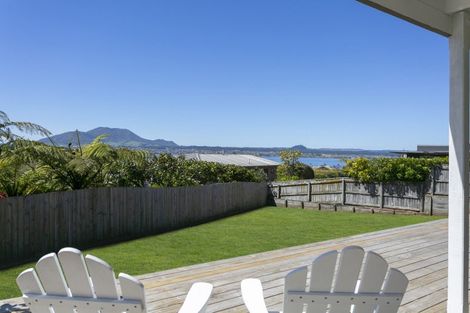 Photo of property in 12b Reeves Road, Acacia Bay, Taupo, 3330