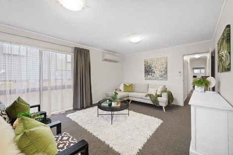 Photo of property in 31 Cromdale Avenue, Highland Park, Auckland, 2010