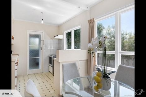 Photo of property in 12 Orsova Place, Lynfield, Auckland, 1042