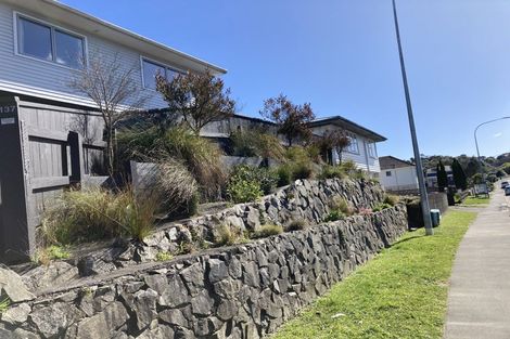 Photo of property in 137b Newlands Road, Newlands, Wellington, 6037