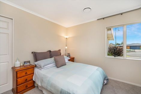 Photo of property in 22 Mangakoea Place, St Andrews, Hamilton, 3200