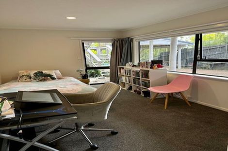 Photo of property in 1/22 Roseberry Avenue, Birkenhead, Auckland, 0626