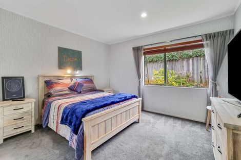 Photo of property in 70 Tawavale Street, Pukehangi, Rotorua, 3015