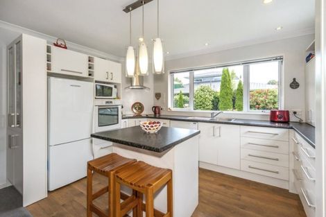 Photo of property in 11 Hanover Place, Ilam, Christchurch, 8041