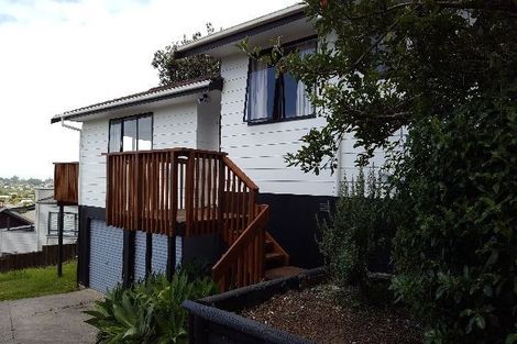 Photo of property in 4 Target Road, Totara Vale, Auckland, 0629