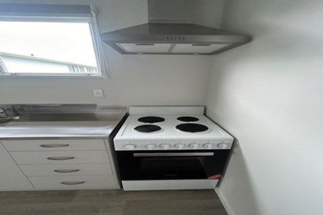 Photo of property in 24 Manaia View Road, One Tree Point, 0118