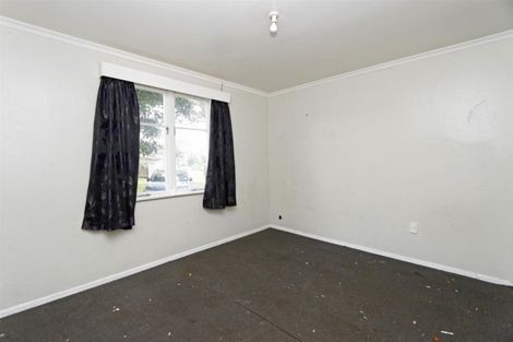 Photo of property in 214c Bridge Street, Eltham, 4322