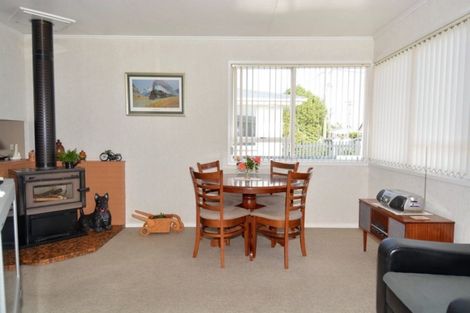 Photo of property in 123 Stobo Street, Grasmere, Invercargill, 9810