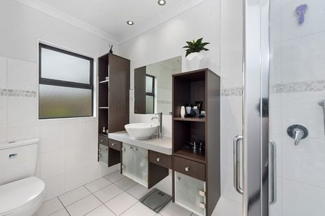 Photo of property in 28 Palliser Drive, Huntington, Hamilton, 3210