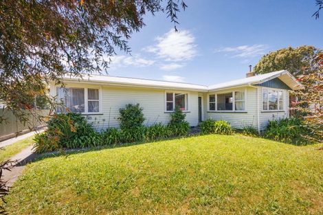 Photo of property in 25 Anakiwa Street, Kelvin Grove, Palmerston North, 4414