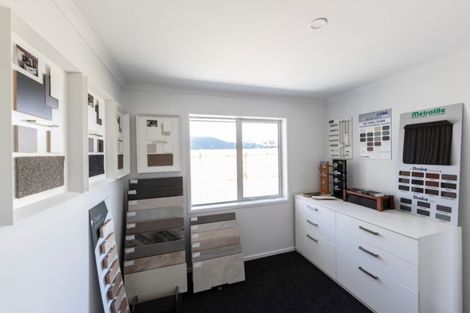 Photo of property in 8 Tawhiti Road, Pukekohe, 2120