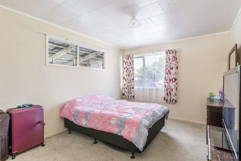 Photo of property in 12 Avro Place, Mangere, Auckland, 2022
