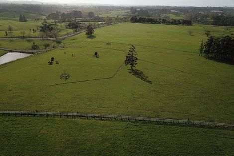 Photo of property in 58 Joseph Dunstan Drive, Taupaki, 0782