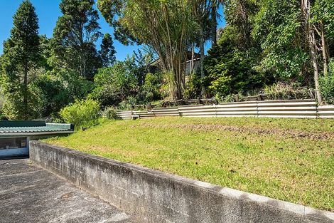 Photo of property in 6 Staincross Street, Green Bay, Auckland, 0604