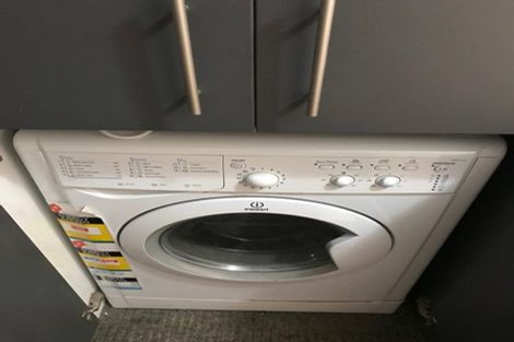 Photo of property in Monvie Apartments, 101/15 Holland Street, Te Aro, Wellington, 6011