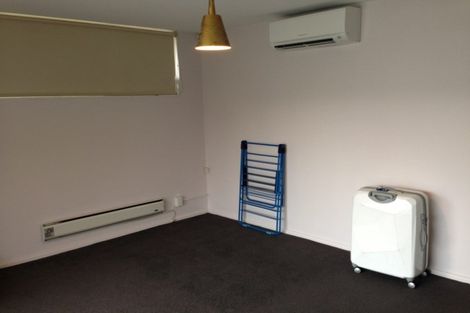 Photo of property in 348 Memorial Avenue, Burnside, Christchurch, 8053