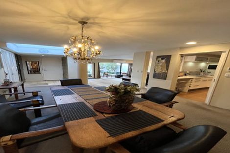 Photo of property in Highwic, 2/32 Hobson Street, Thorndon, Wellington, 6011