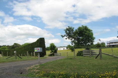 Photo of property in 83 Ewen Place, Karaka, Papakura, 2580