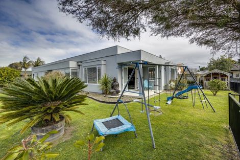 Photo of property in 525a Main North Road, Bay View, Napier, 4104
