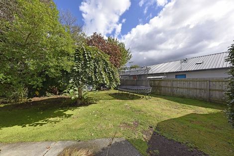 Photo of property in 1/15 Defoe Place, Waltham, Christchurch, 8023