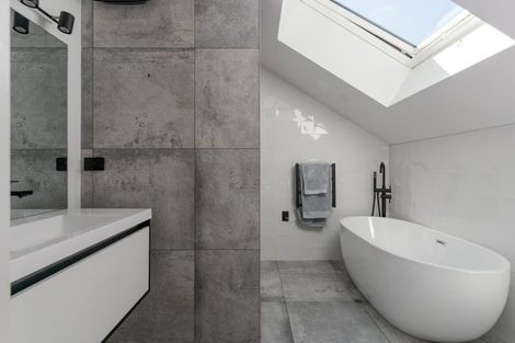 Photo of property in 5 Kawharu Street, Marshland, Christchurch, 8083