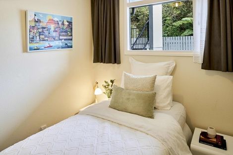 Photo of property in Manston Apartments, 1a/145 Ohiro Road, Brooklyn, Wellington, 6021